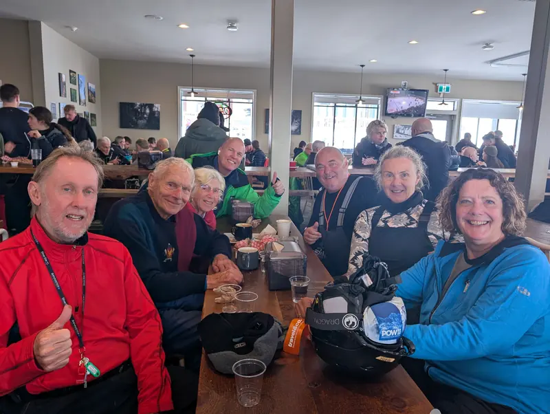 Après with tour guests at SilverStar